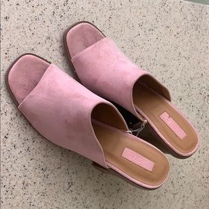 Forever 21 pump/heels